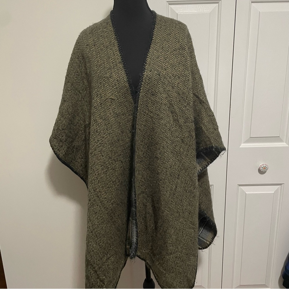 Woolrich Reversible‎ Poncho Shawl Gray Tan Black Size OS - Picture 5 of 9